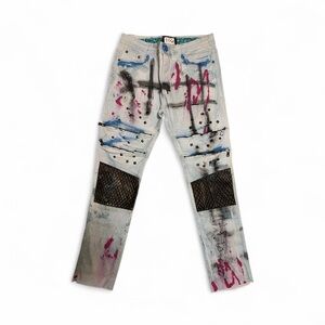 Street style multi media jeans